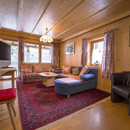 Apartment Soval Urtijëi Dış mekan fotoğraf